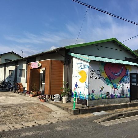 Season 2 Hotel Naoshima Bagian luar foto