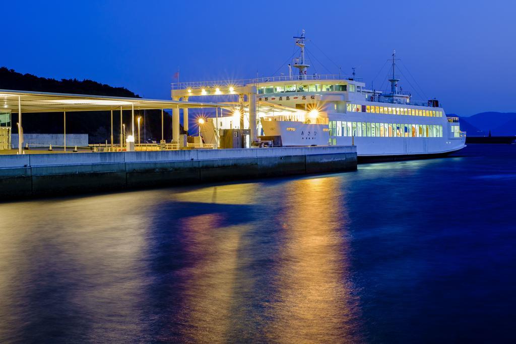 Season 2 Hotel Naoshima Bagian luar foto